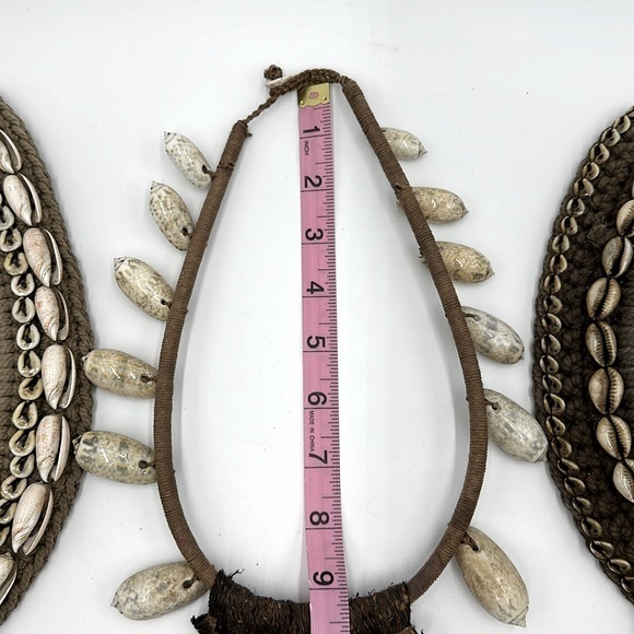 Vintage Papua New Guinea Ceremonial Seashell Collar Necklace Bundle - Picture 17 of 17